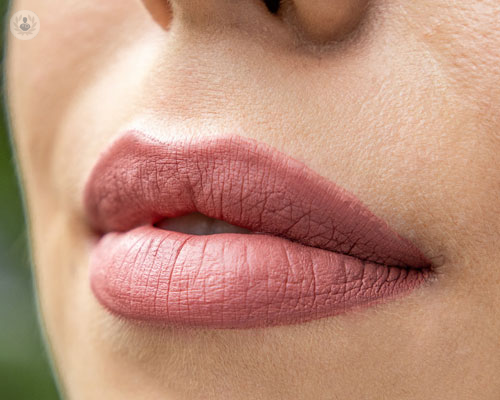 effetto-v-trattamento-volumizzante-e-terapia-di-induzione-del-collagene immagine dell'articolo