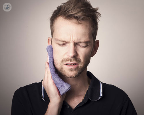 Parodontite: cos'è, perché si manifesta e che sintomi presenta?