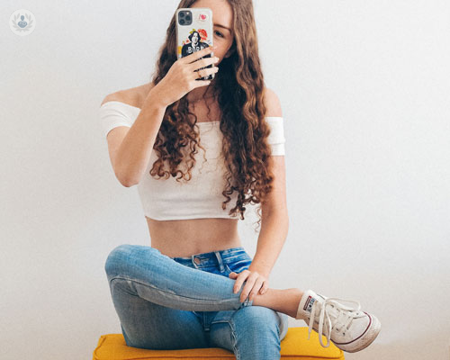 anoressia-nervosa-affogarsi-nel-cibo-per-scaricare-il-nervosismo immagine dell'articolo