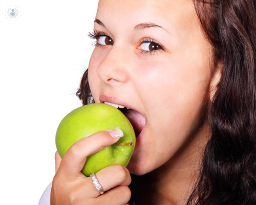 l-importanza-di-masticare-bene-a-tutte-le-eta immagine dell'articolo