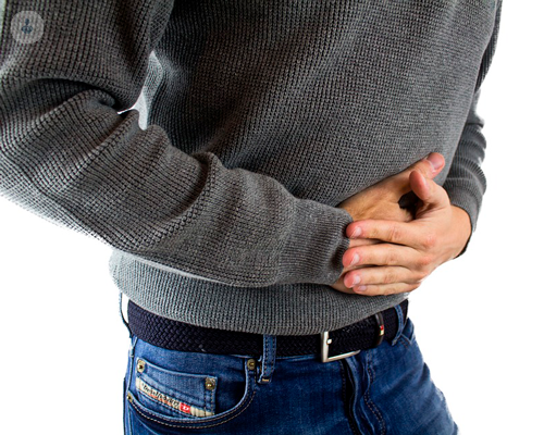Tumore allo stomaco: i sintomi precoci e la diagnosi della patologia