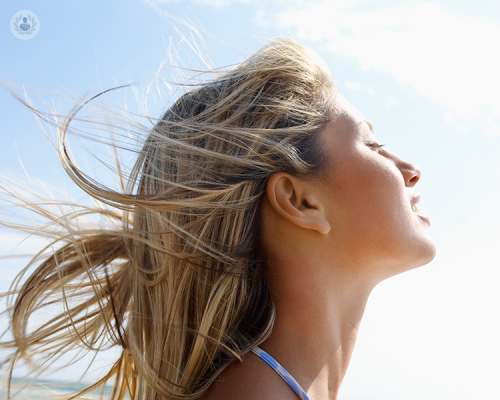 psoriasi-combattila-in-modo-naturale-con-l-aiuto-del-sole immagine dell'articolo