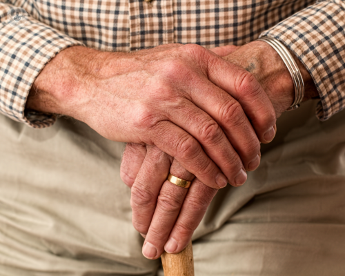 diabete-negli-anziani-possibili-complicanze-e-come-prevenirle immagine dell'articolo