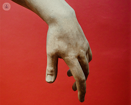 chirurgia-della-mano-come-viene-eseguita-e-quali-patologie-tratta immagine dell'articolo