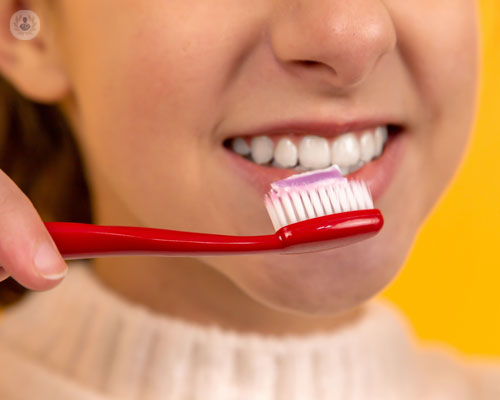 Sbiancamento dei denti: come funziona?