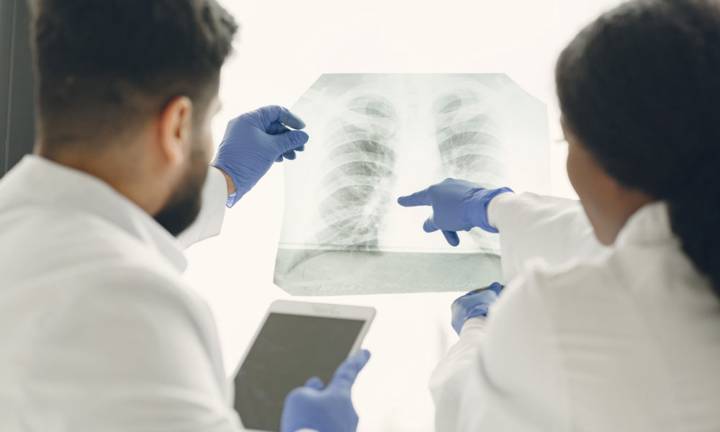 polmonite-infezioni-respiratorie-sintomi-protezione immagine dell'articolo