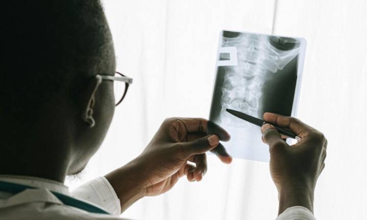 vertebroplastica-una-soluzione-minimamente-invasiva-per-trattamento-fratture-vertebrali immagine dell'articolo