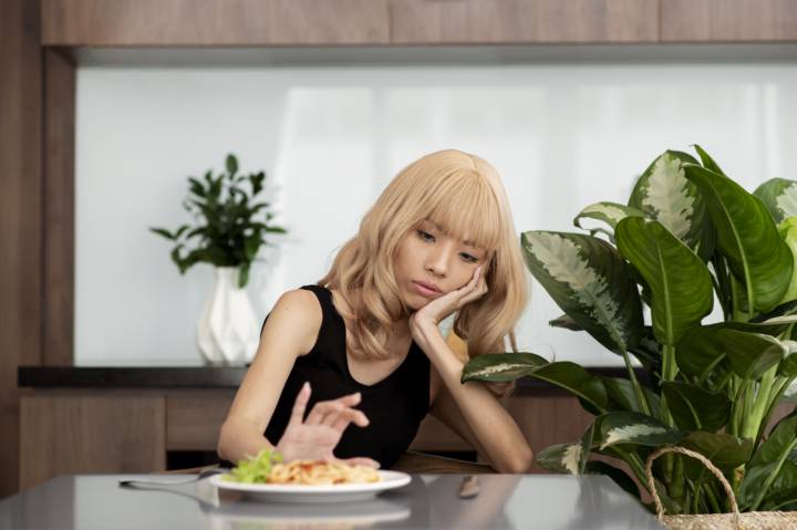 disturbi-alimentari-quando-il-cibo-diventa-un-nemico immagine dell'articolo