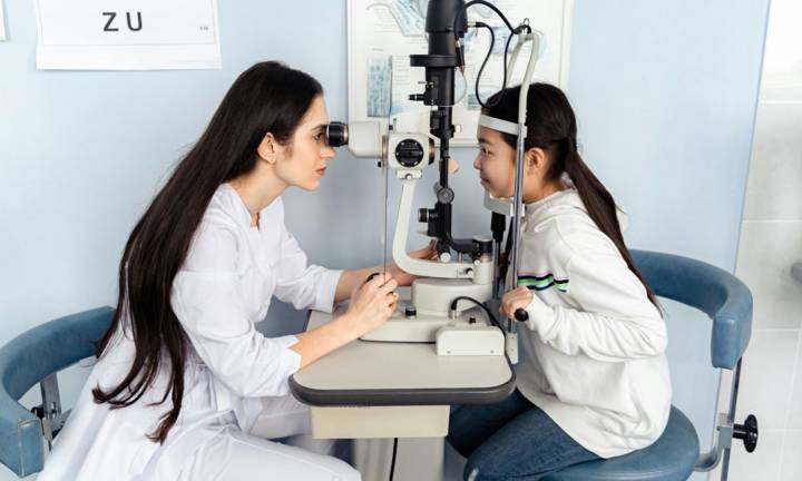 visita-oculistica-eta-pediatrica-quando-necessario-farla-quali-sono-esami-indicati immagine dell'articolo