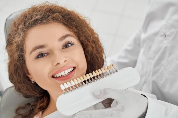 faccette-dentali-ceramica-sorriso-naturale-duraturo immagine dell'articolo